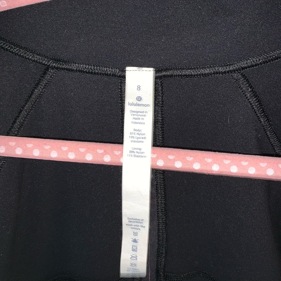 COPY - Lightly used lululemon jacket. - Picture 2 of 3